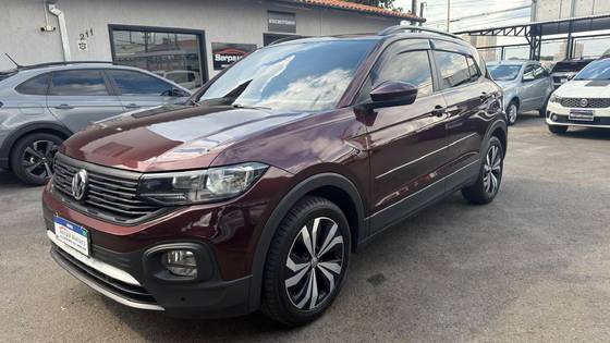 VOLKSWAGEN T-CROSS 1.0 200 TSI TOTAL FLEX AUTOMÁTICO VOLKSWAGEN T-CROSS 1.0 200 TSI TOTAL FLEX AUTOMÁTICO